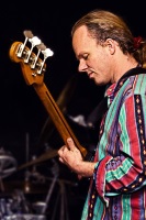 Andreas Schneider mit E-Bass
